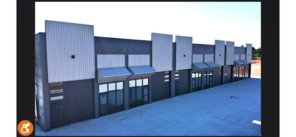 3202 Hollywood Road - Malvern Storage, Arkadelphia, AR à louer - Photo principale – Image 1 sur 6