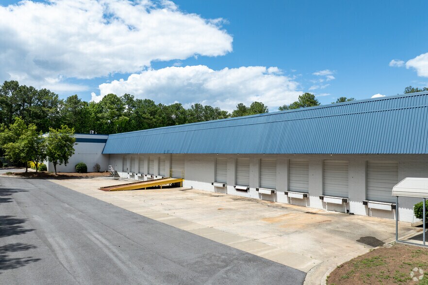 170 Selig Dr SW, Atlanta, GA à louer - Photo de l’immeuble – Image 3 sur 19
