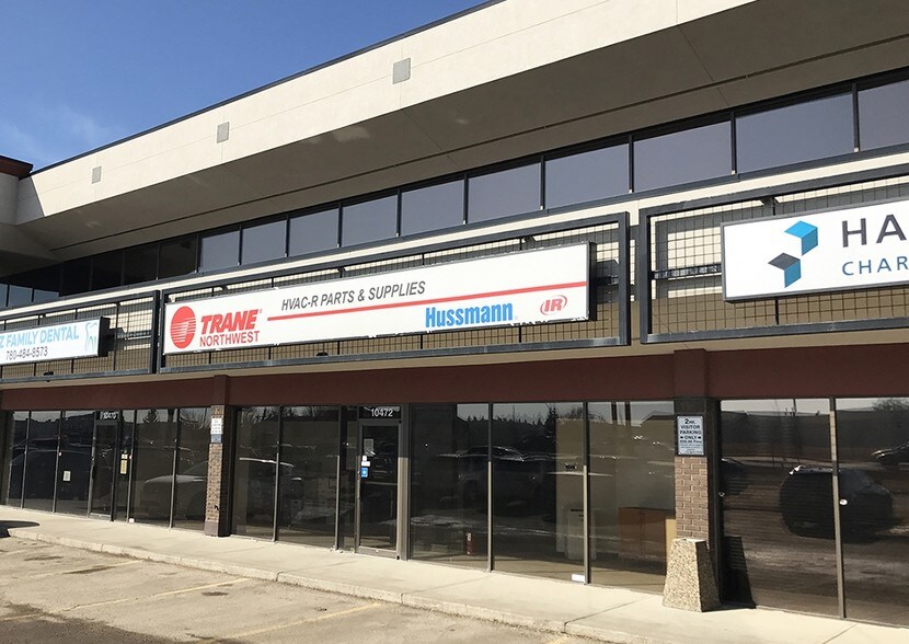 10464 Mayfield Rd NW, Edmonton, AB à louer - Photo de l’immeuble – Image 3 sur 3
