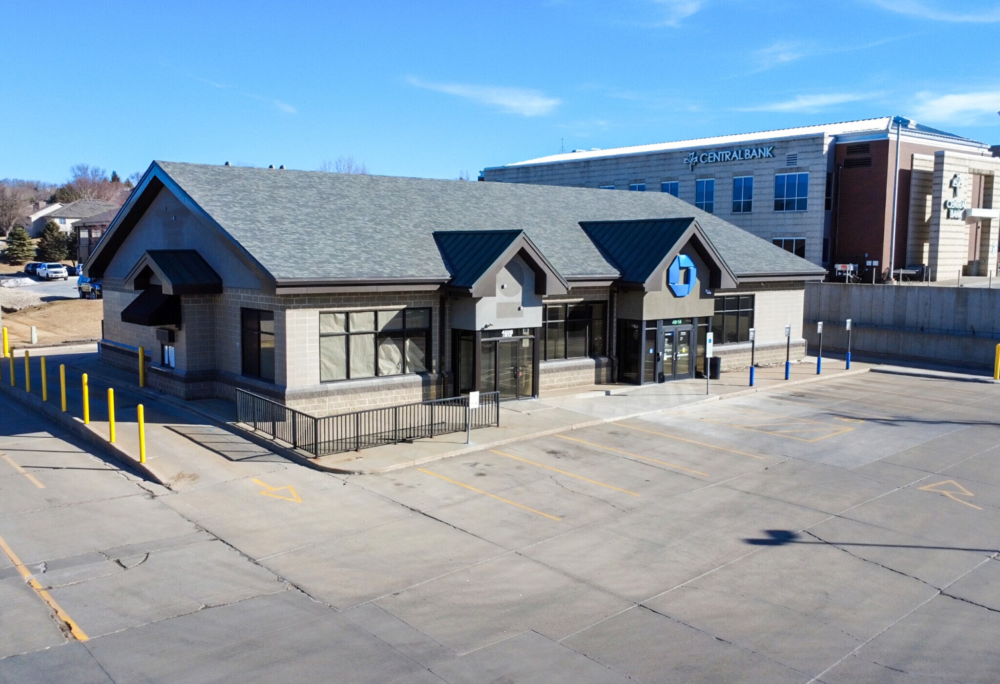 4808-4810 S Western Ave, Sioux Falls, SD à louer Photo principale– Image 1 sur 6