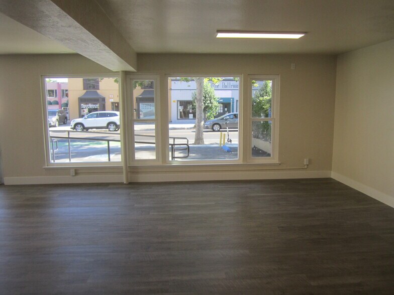 1035 Park Ave, San Jose, CA à louer - Photo de l’immeuble – Image 3 sur 17