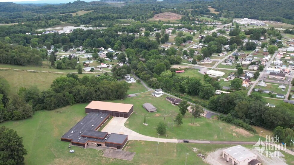 145 School Rd, Mount Morris, PA à vendre - Vidéo sur l’annonce professionnelle – Image 2 sur 102