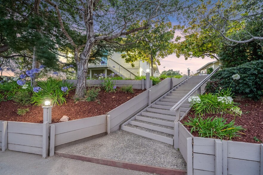 2695 Mar Vista Dr, Aptos, CA à vendre - Photo de l’immeuble – Image 3 sur 26