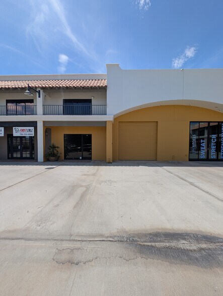 41801 Corporate Way, Palm Desert, CA à louer - Photo de l’immeuble – Image 1 sur 2