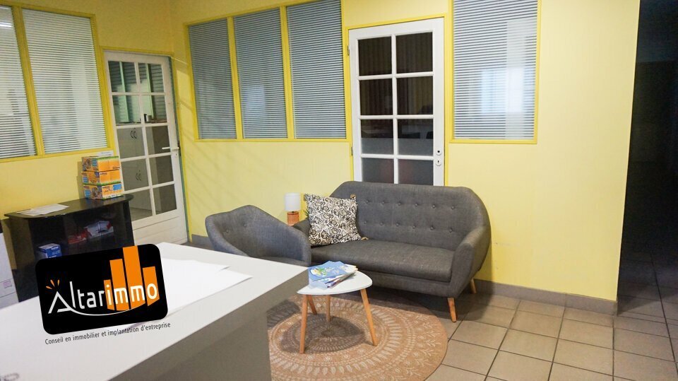 Local d'activités dans Nogent-le-Rotrou à vendre - Photo intérieure – Image 2 sur 7