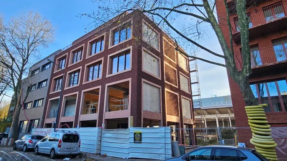 Local d'activités dans Pantin à vendre - Photo de la construction – Image 1 sur 2