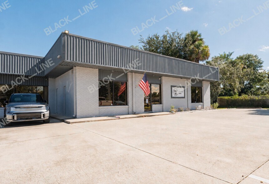 2290-2298 W Airport Blvd, Sanford, FL à vendre - Photo de l’immeuble – Image 3 sur 13