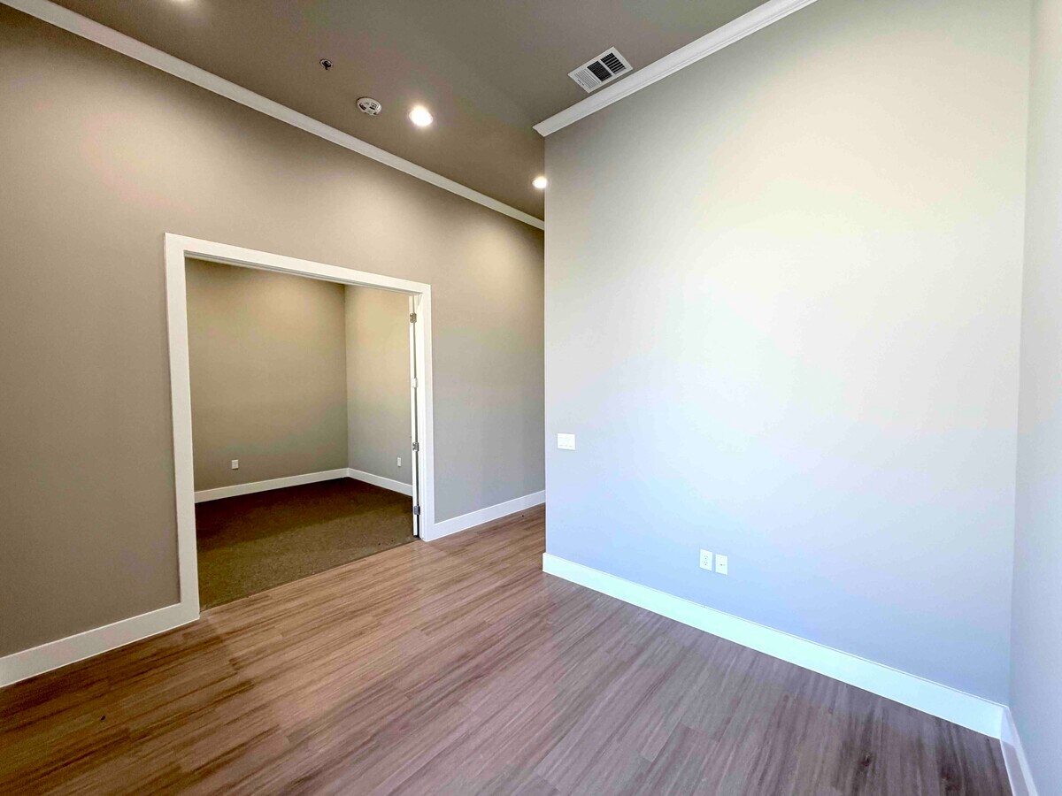 1400 N Coit Rd, McKinney, TX 75071 - Lot 803 - - Photo intérieure - Image 2 of 6