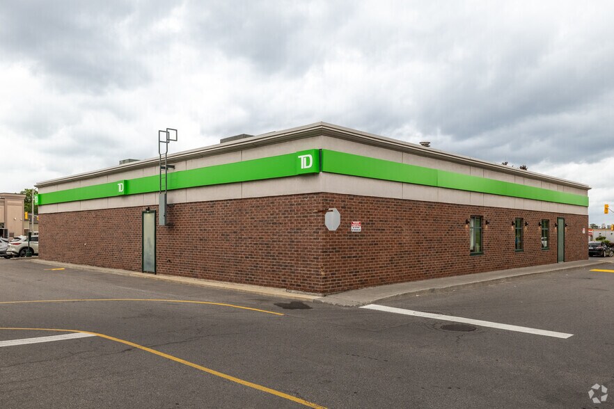 1480 Richmond Rd, Ottawa, ON à vendre - Photo de l’immeuble – Image 3 sur 3
