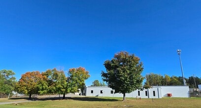 3021 NW Northwest Blvd, Gastonia, NC à louer Photo de l’immeuble– Image 1 sur 7