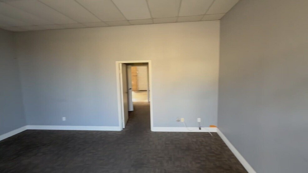10463 Austin Dr, Spring Valley, CA à louer - Vidéo sur l’annonce professionnelle – Image 2 sur 8