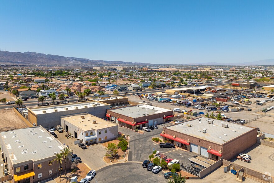 340-342 Sunpac Ct, Henderson, NV à louer - Aérien – Image 3 sur 8