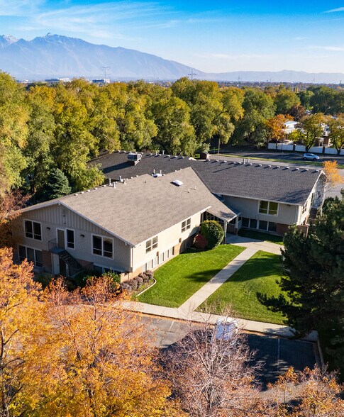 1020 Atherton Dr, Salt Lake City, UT à louer - Photo de l’immeuble – Image 2 sur 8