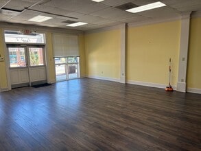 8649 Ellard Dr, Alpharetta, GA à louer Photo intérieure– Image 2 sur 3
