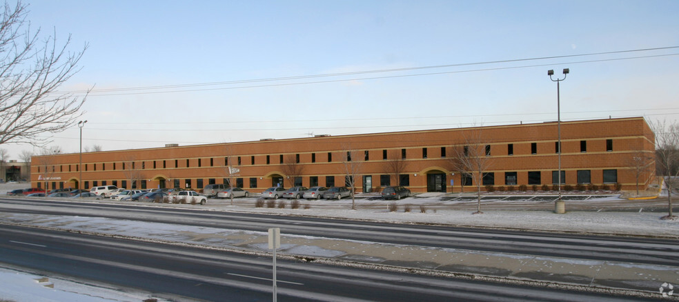 7150 Boone Ave N, Minneapolis, MN à louer - Photo de l’immeuble – Image 2 sur 8