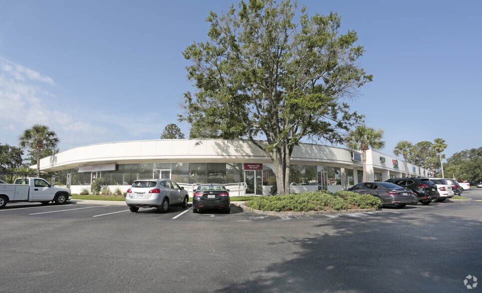 8380 Baymeadows Rd, Jacksonville, FL à louer - Photo de l’immeuble – Image 1 sur 6