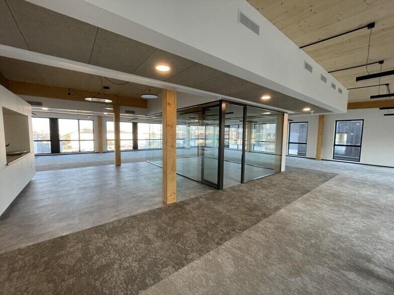 97 Rue Martha Desrumaux, Nanterre à louer - Photo de l’immeuble – Image 3 sur 10