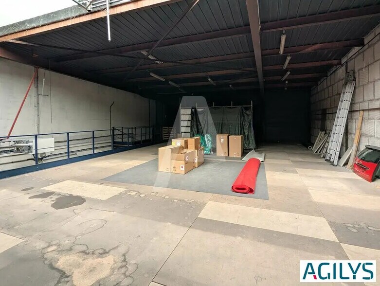 Industriel/Logistique dans Massy à louer - Photo de l’immeuble – Image 3 sur 9