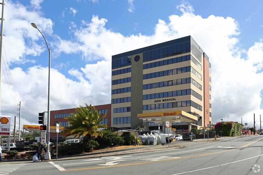 99-128 Aiea Heights Dr, Aiea, HI à vendre - Photo de l’immeuble – Image 1 sur 41