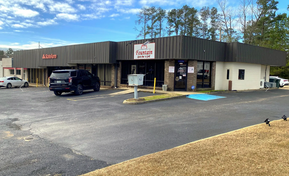 1390 S Forest Ave, Luverne, AL à louer - Photo de l’immeuble – Image 2 sur 9
