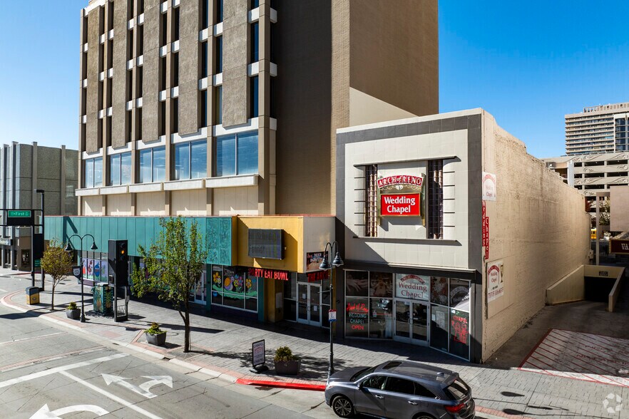 101 N Virginia St, Reno, NV à louer - Photo de l’immeuble – Image 3 sur 4