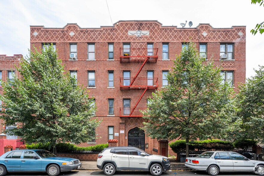 455 E 94th St, Brooklyn, NY à vendre - Photo de l’immeuble – Image 2 sur 9