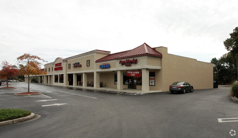1119 Johnnie Dodds Blvd, Mount Pleasant, SC à louer - Photo de l’immeuble – Image 2 sur 4