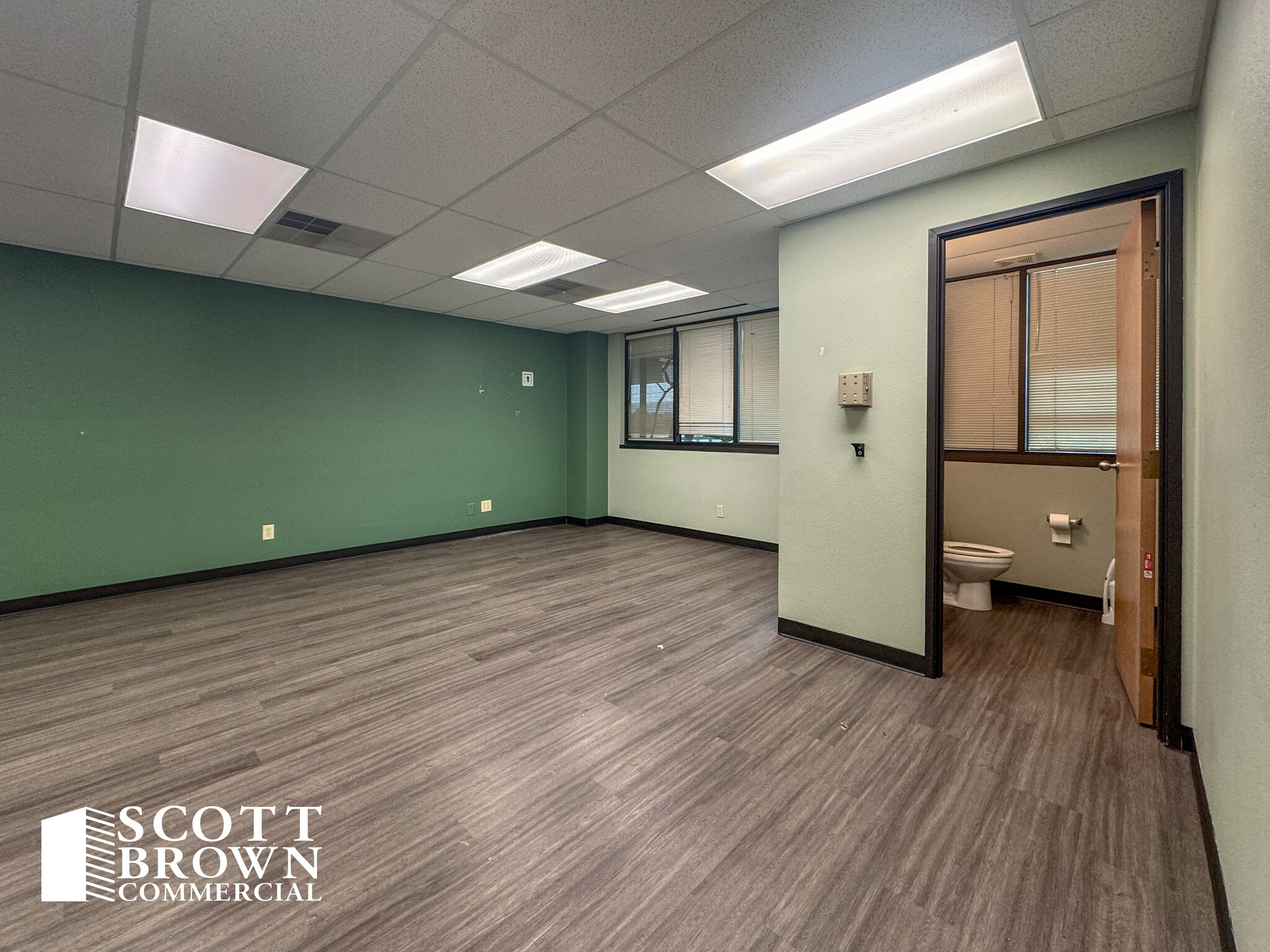 4401 N Interstate 35, Denton, TX à louer Photo intérieure– Image 1 sur 2