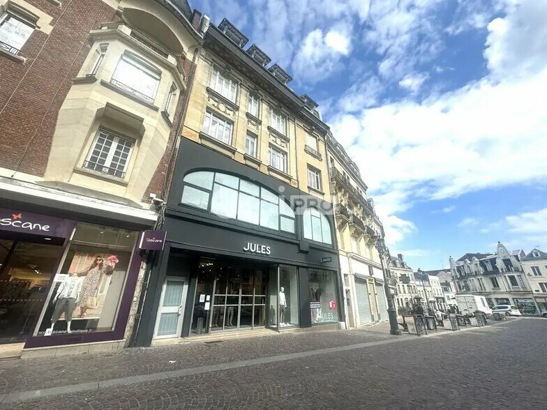 Local commercial dans Saint-Quentin à louer - Photo de l’immeuble – Image 3 sur 3
