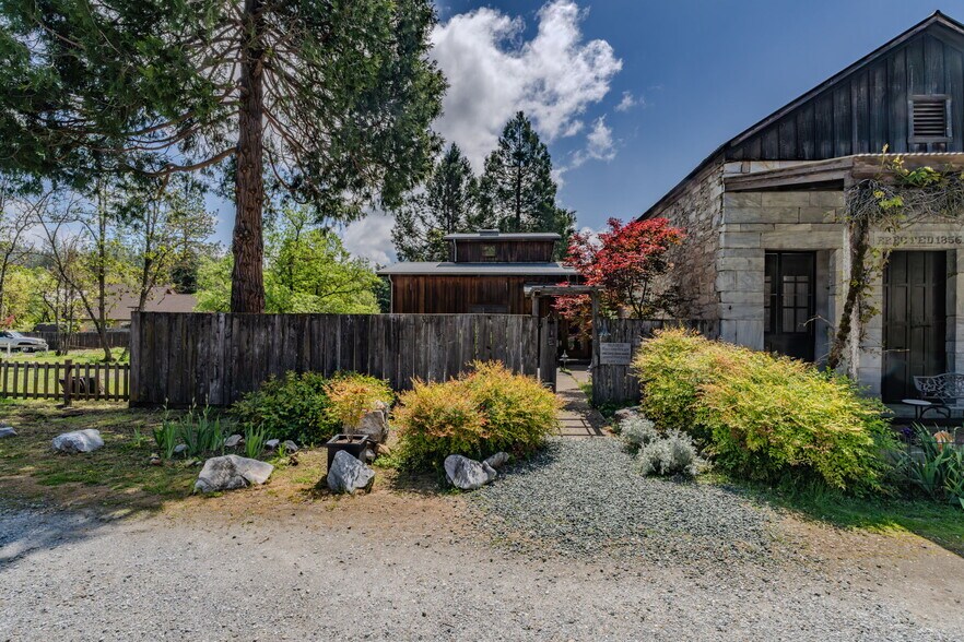 21376 Consolation St, Volcano, CA à vendre - Photo de l’immeuble – Image 3 sur 115