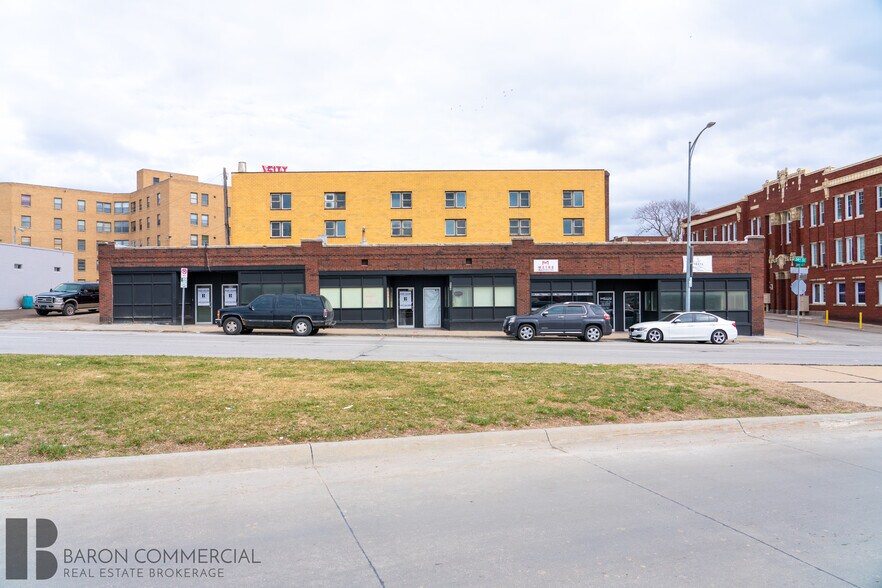 613 S 24th St, Omaha, NE à louer - Photo de l’immeuble – Image 3 sur 12