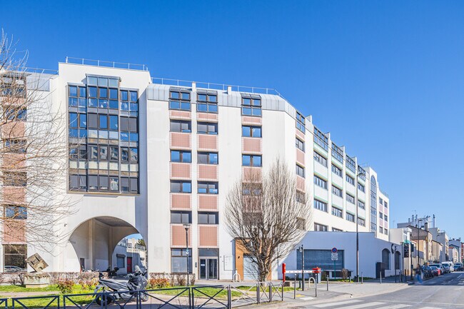 Plus de détails pour 42-48 Rue Denis Papin, Ivry-sur-Seine - Bureau à louer