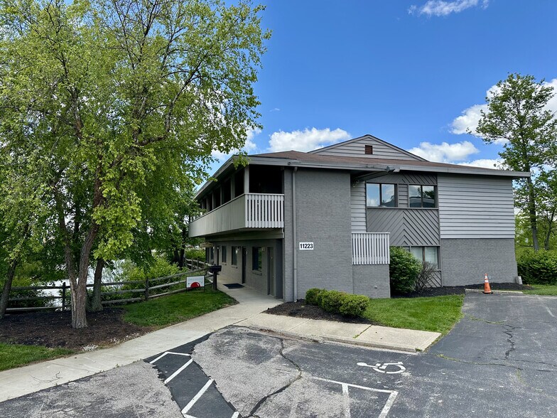 11223 Cornell Park Dr, Cincinnati, OH à vendre - Photo principale – Image 1 sur 14