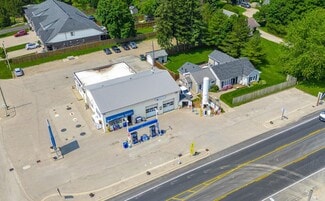 Plus de détails pour 935 St David St N, Fergus, ON - Local commercial à vendre