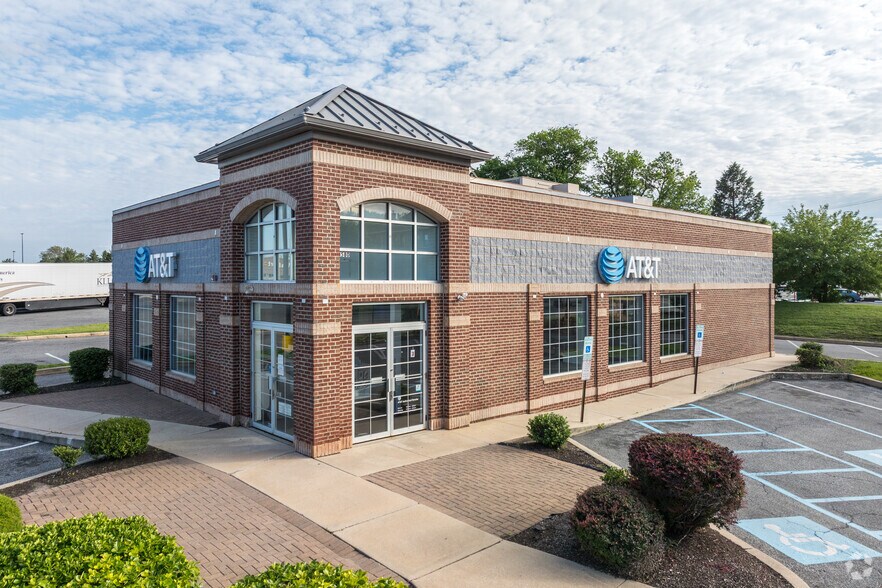 1530-1578 Chester Pike, Eddystone, PA à louer - Photo principale – Image 1 sur 1