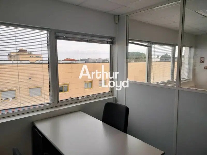 Bureau dans Villeneuve-Loubet à louer Photo intérieure– Image 1 sur 9