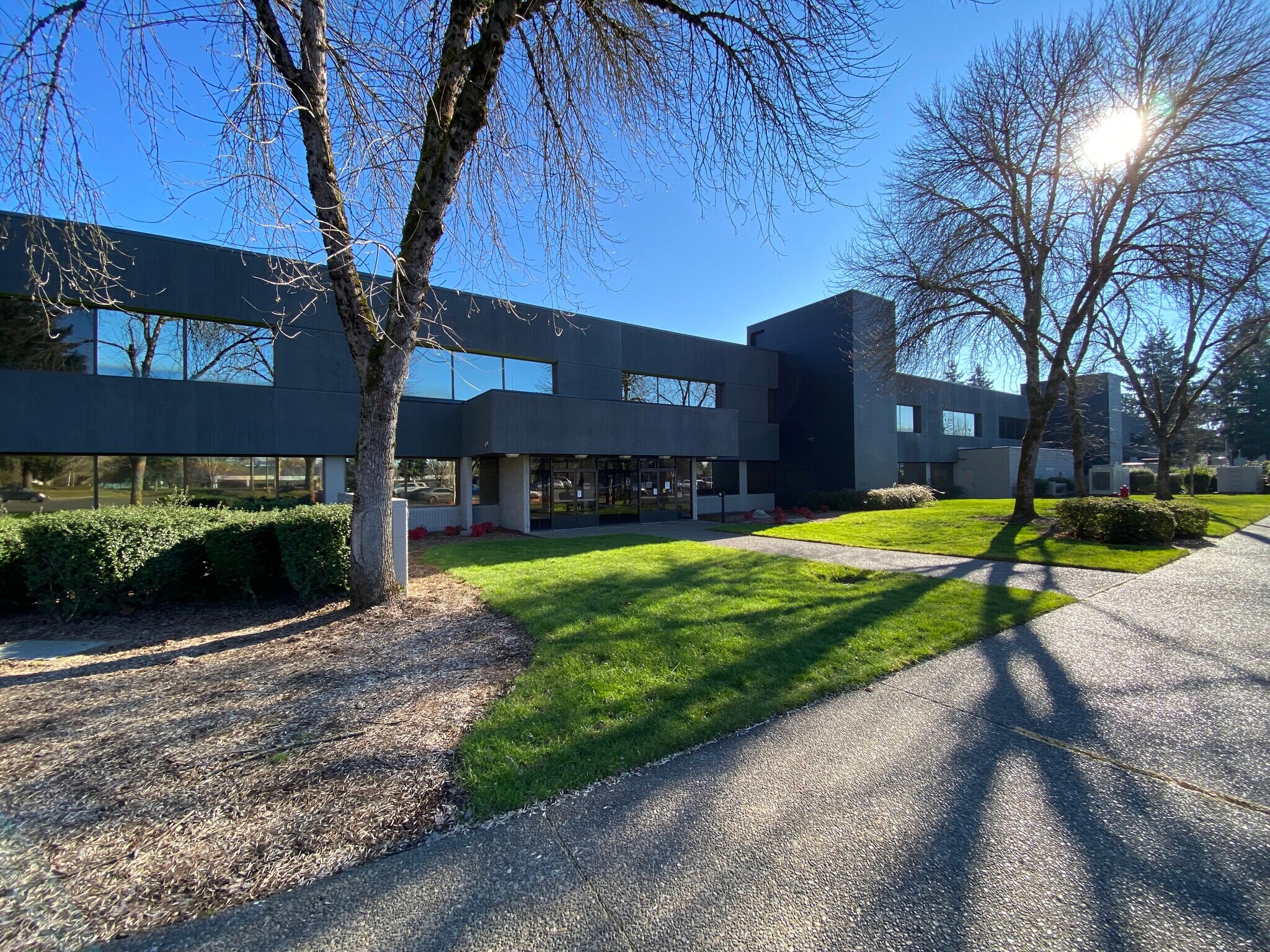 9275 SW Peyton Ln, Wilsonville, OR à louer Photo principale– Image 1 sur 31