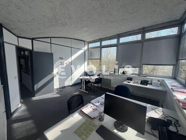 Plus de détails pour Bureau à louer