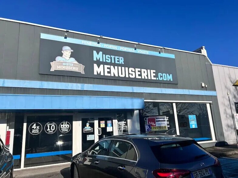 Local commercial dans Bourg-en-Bresse à louer - Photo de l’immeuble – Image 1 sur 5