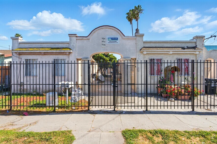 924 W 82nd St, Los Angeles, CA à vendre - Photo de l’immeuble – Image 3 sur 14