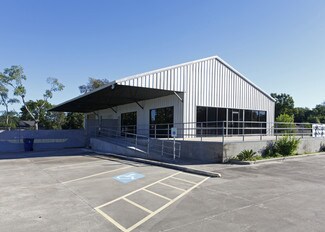 Plus de détails pour 110 N Walker St, Angleton, TX - Industriel/Logistique à louer