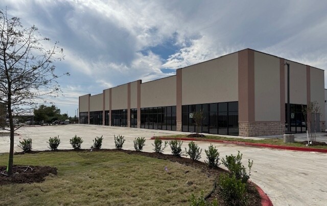 4760 Windhaven Pky, Lewisville, TX à louer - Photo de l’immeuble – Image 3 sur 11