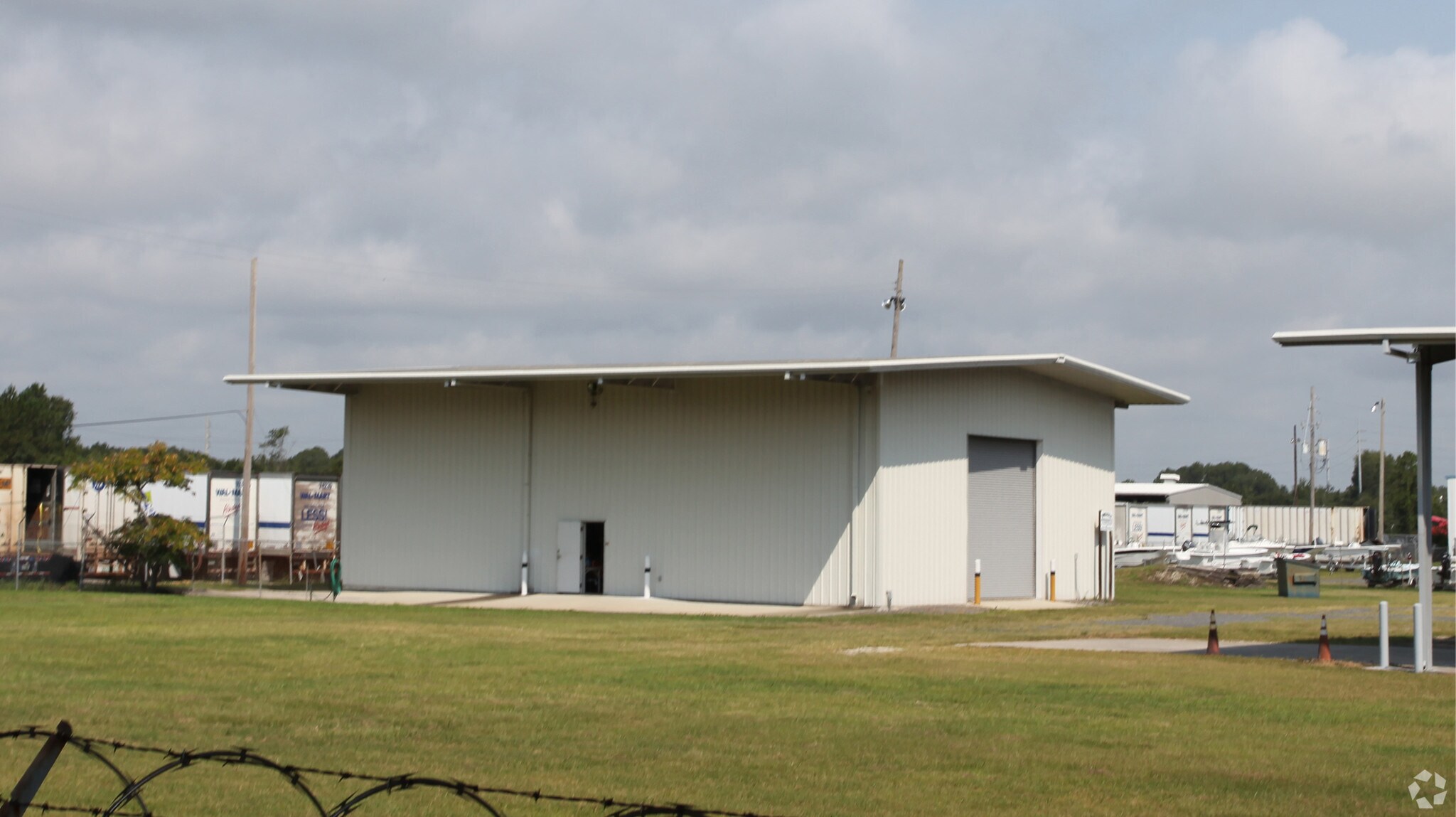 6286 Philips Hwy, Jacksonville, FL à vendre Photo principale– Image 1 sur 3