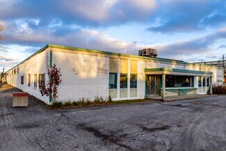Plus de détails pour 183 Boul Montcalm N, Candiac, QC - Industriel/Logistique à vendre