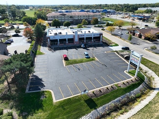 Plus de détails pour 7431-7451 E State St, Rockford, IL - Local commercial à louer