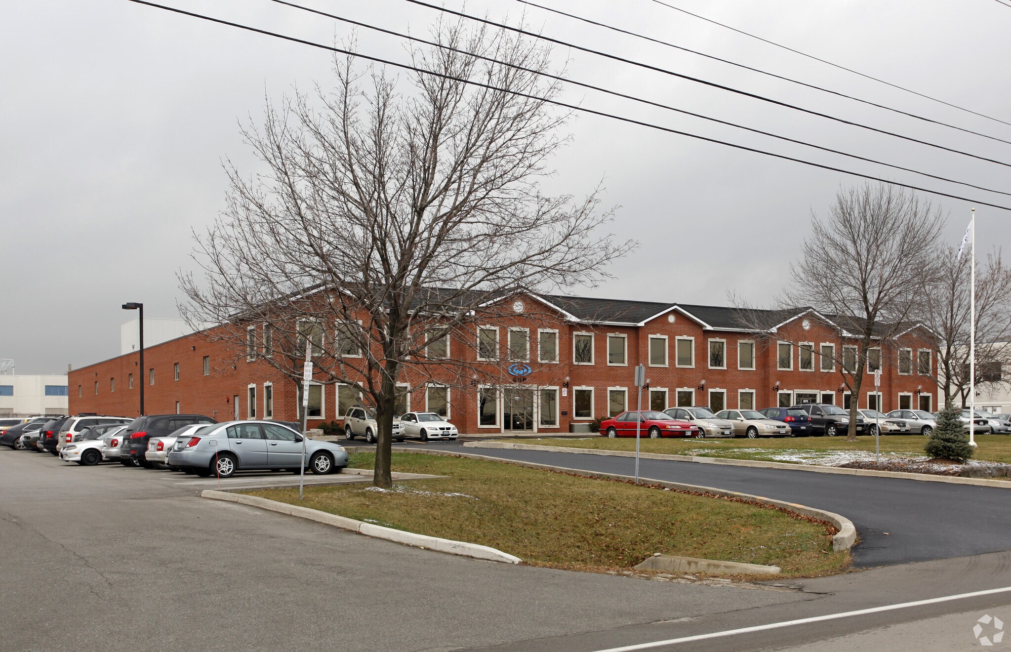 5075 N Service Rd, Burlington, ON à louer Photo principale– Image 1 sur 3
