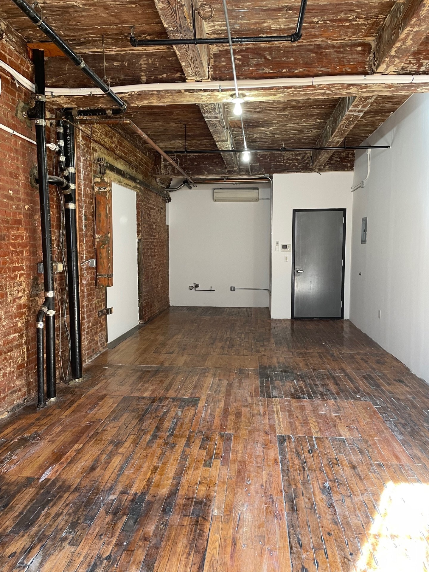 36 Waverly Ave, Brooklyn, NY à louer Photo intérieure– Image 1 sur 7