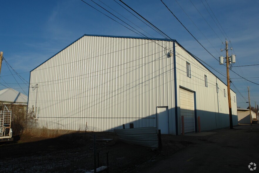 131 E 2nd St, Weiser, ID à louer - Photo de l’immeuble – Image 2 sur 5