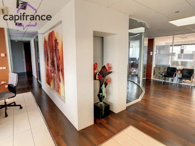 Bureau dans Dardilly à vendre - Photo intérieure – Image 2 sur 6