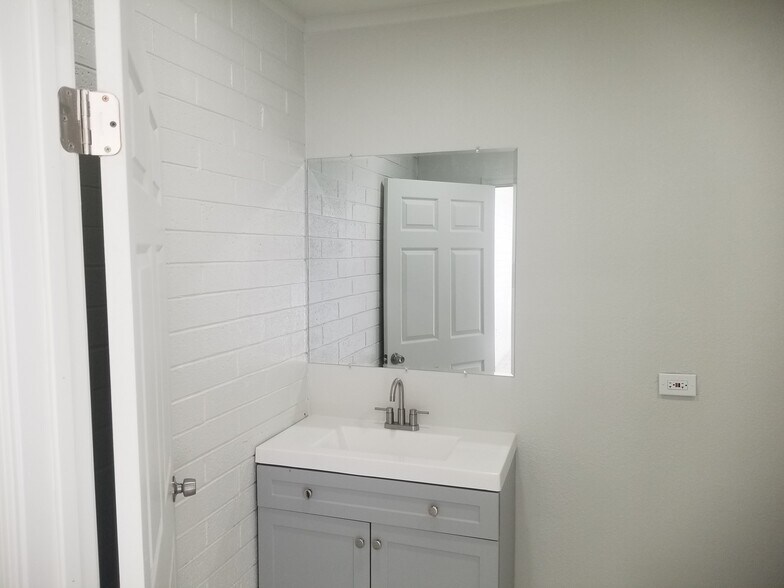 111 W Florence Blvd, Casa Grande, AZ à louer - Photo de l’immeuble – Image 3 sur 6